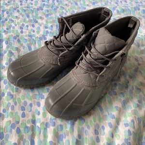 🦆NWOT Duck boots🦆